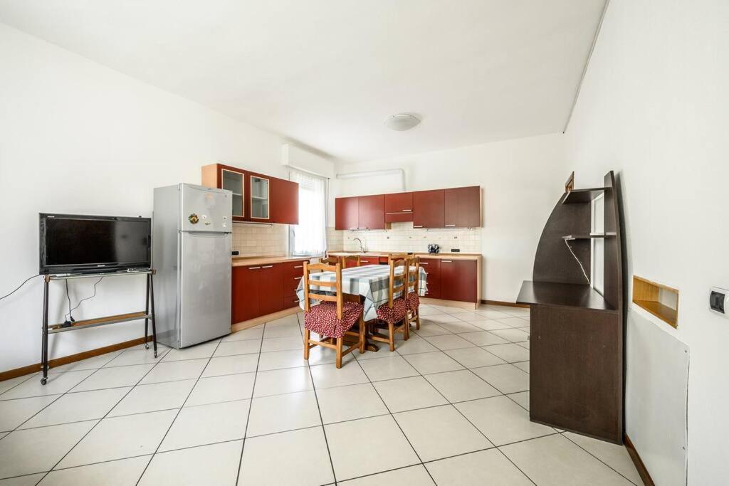 Parking&Wifi Free / Hesperia Groundfloor Oasis Apartment Modena Exterior photo