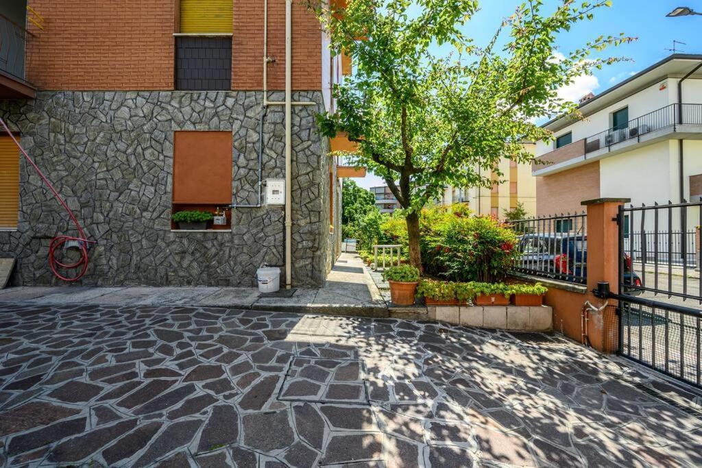 Parking&Wifi Free / Hesperia Groundfloor Oasis Apartment Modena Exterior photo